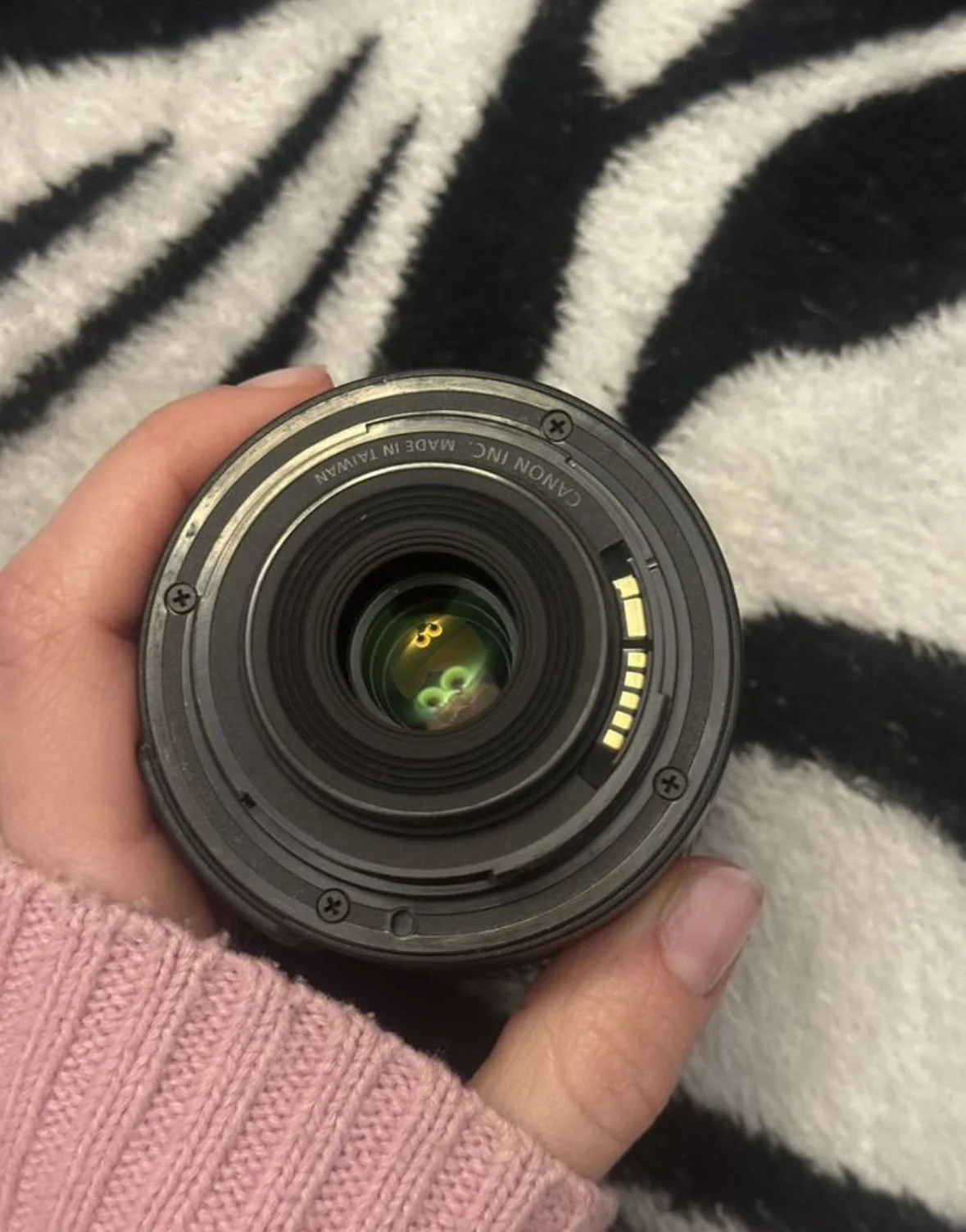 Canon 600D фотоаппарат с объективом - миниатюра 4