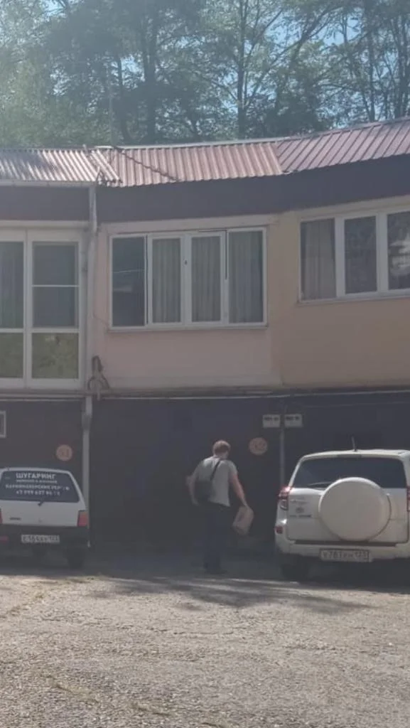 Продам жилой гараж 93 м2 - миниатюра 9