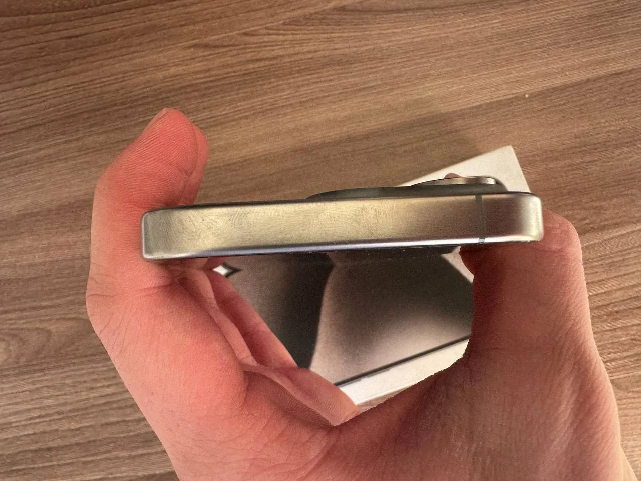 Iphone 15 pro - миниатюра 3