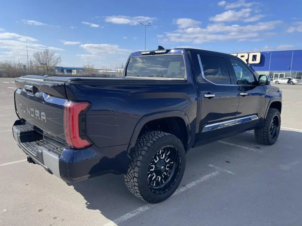 Tundra Capstone TRD Pro 2023 - миниатюра 5