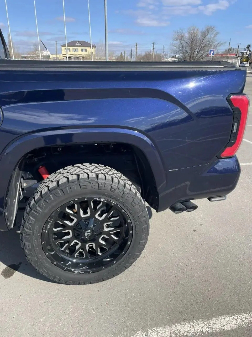 Tundra Capstone TRD Pro 2023 - миниатюра 11