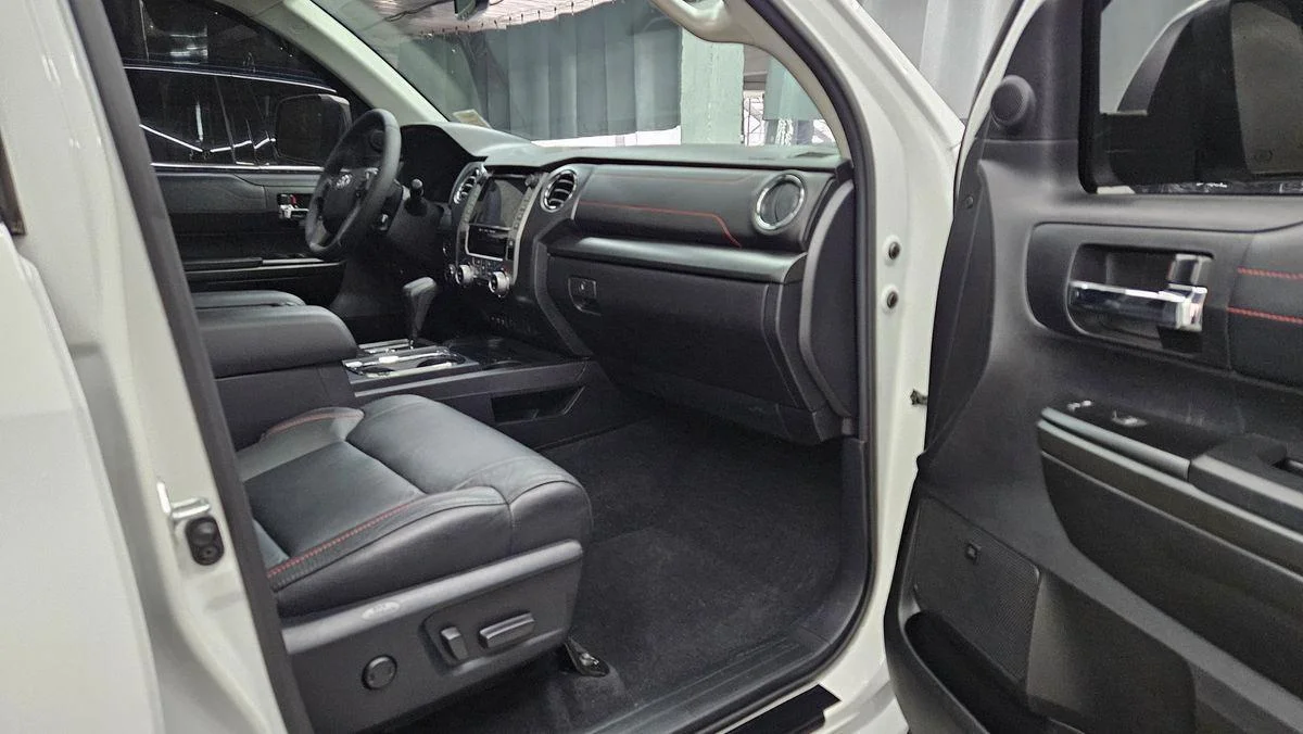 TOYOTA TUNDRA - миниатюра 7