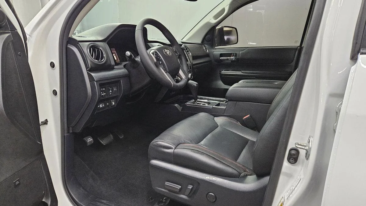 TOYOTA TUNDRA - миниатюра 17
