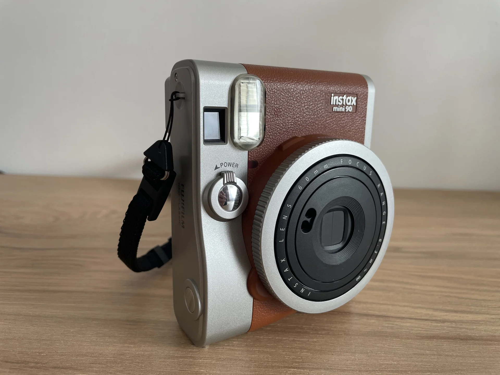 Аренда Instax Mini 90 Fujifilm Neo Classic - миниатюра 4
