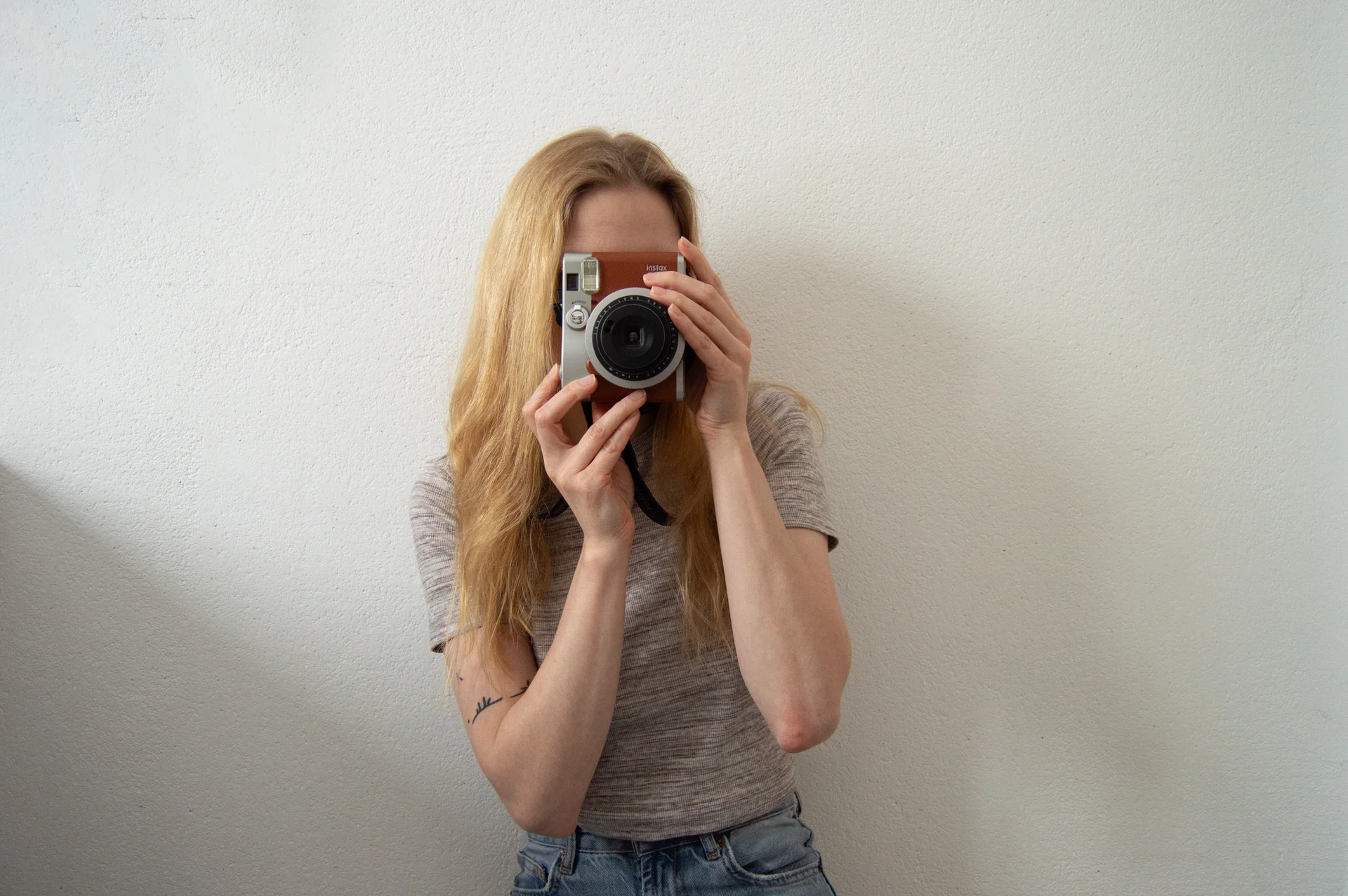 Аренда Instax Mini 90 Fujifilm Neo Classic - миниатюра 7