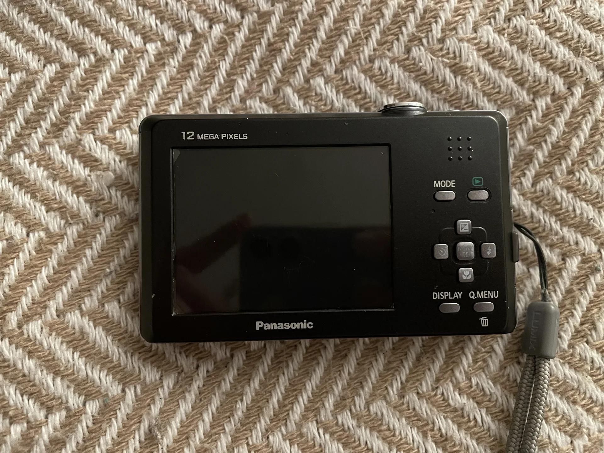 Камера Panasonic Lumix FP 1 Silver - миниатюра 2