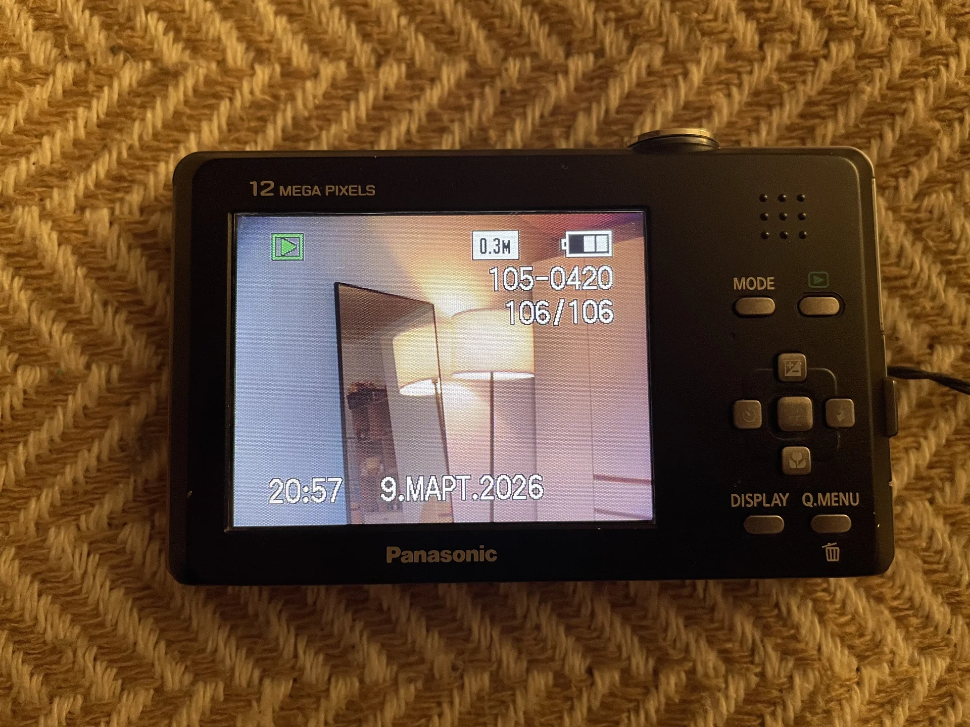 Камера Panasonic Lumix FP 1 Silver - миниатюра 3
