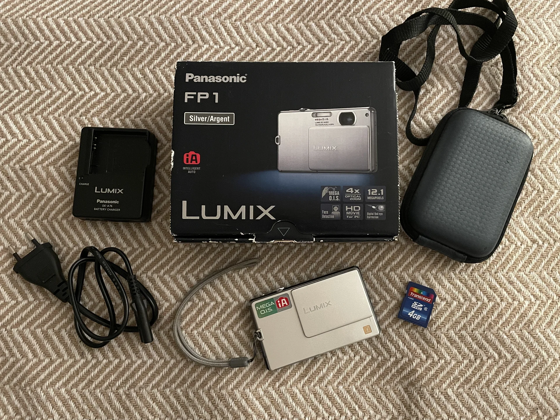 Камера Panasonic Lumix FP 1 Silver - миниатюра 7