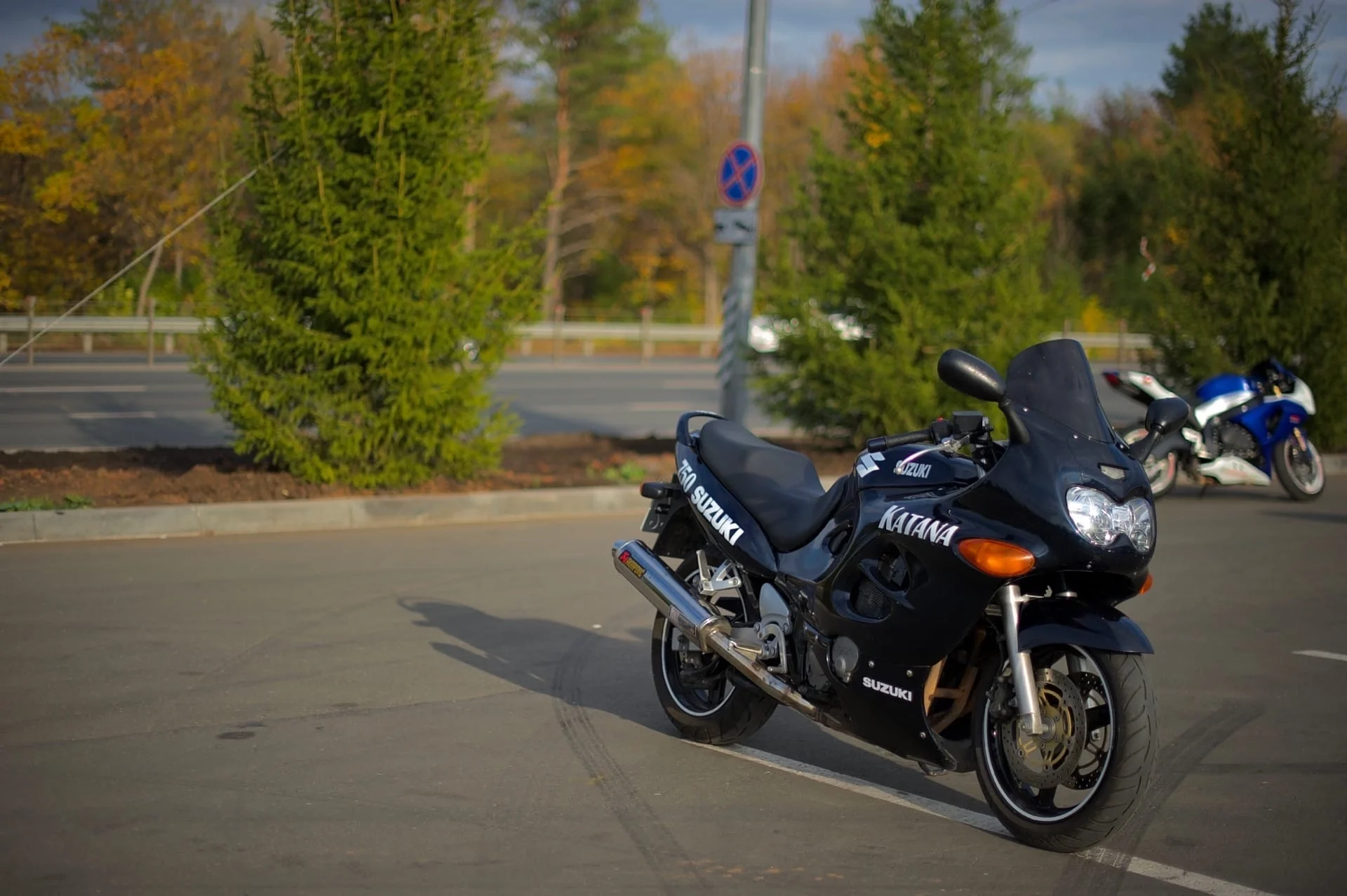 Suzuki gsx750f katana - миниатюра 2