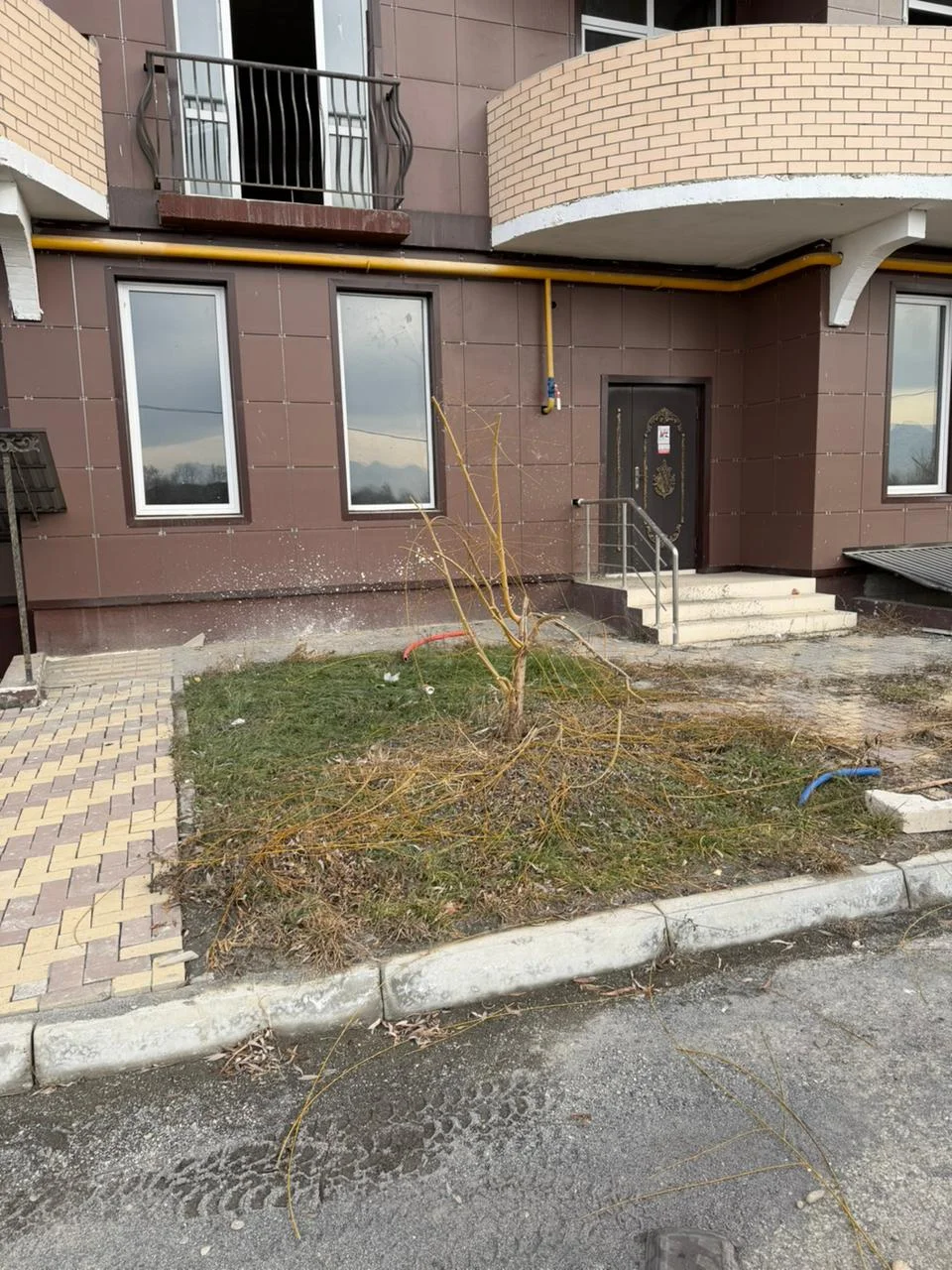 продам помещение в магасе - миниатюра 3