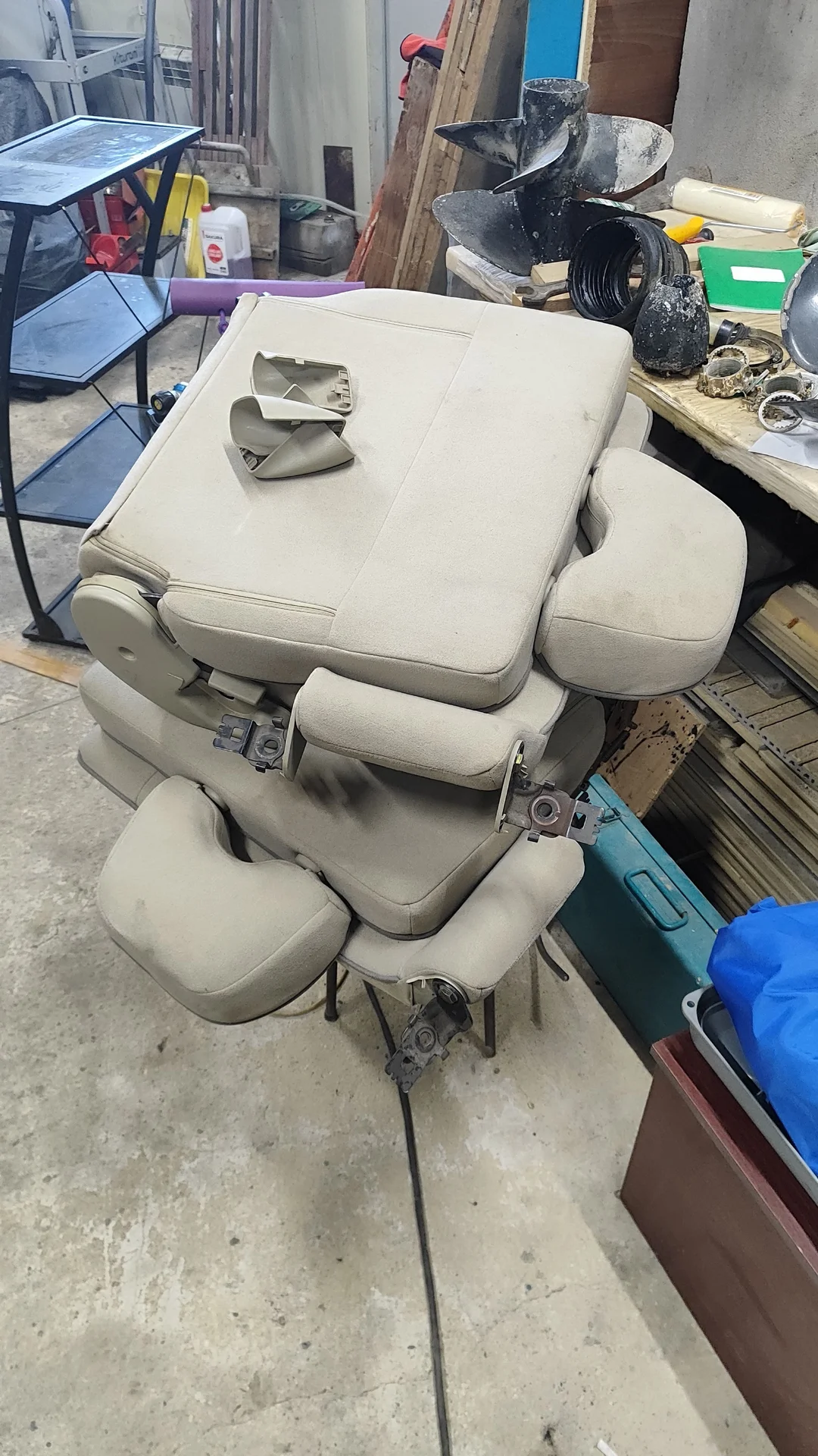 Третий ряд кресел для Nissan safari 2006 - миниатюра 3