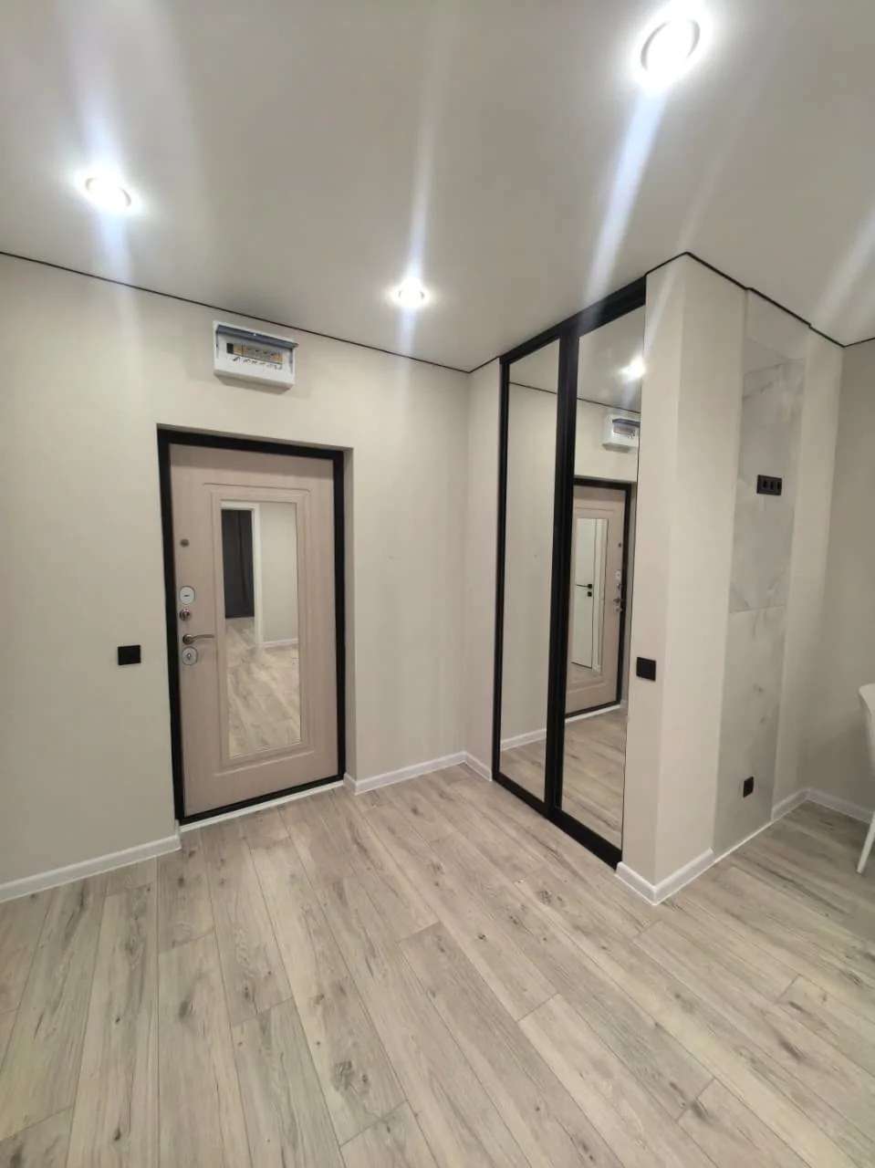Продам мини 2 ккв (изолированные комнаты) - миниатюра 17