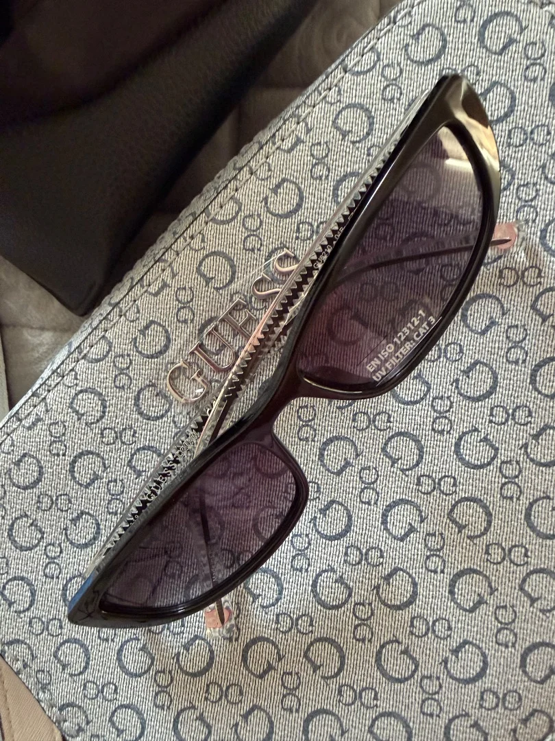 Сумка Guess новая из Америки оригинал! - изображение 1