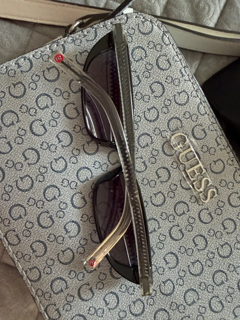 Сумка Guess новая из Америки оригинал! - миниатюра 4