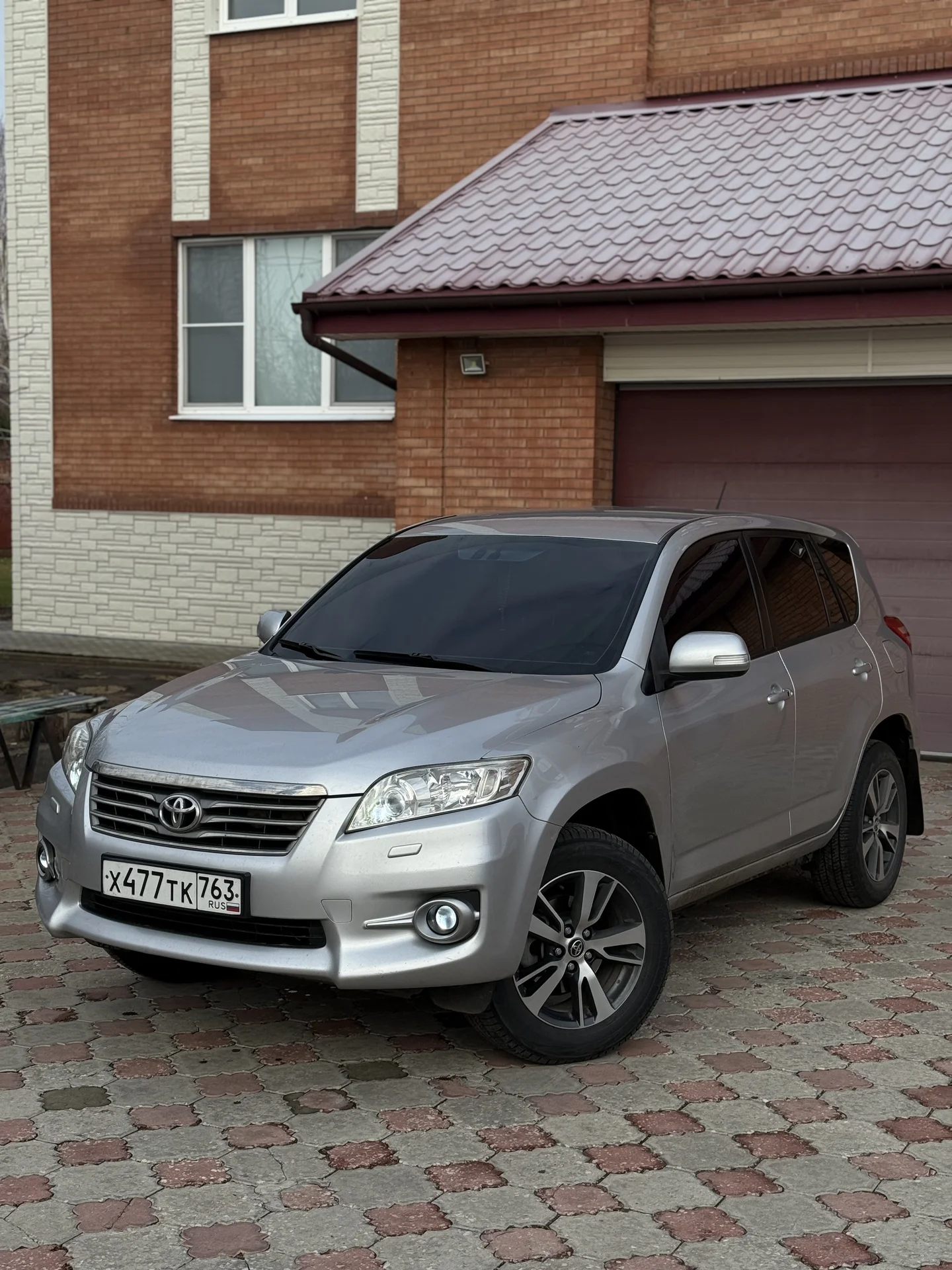 Toyota RAV 4 - изображение 1
