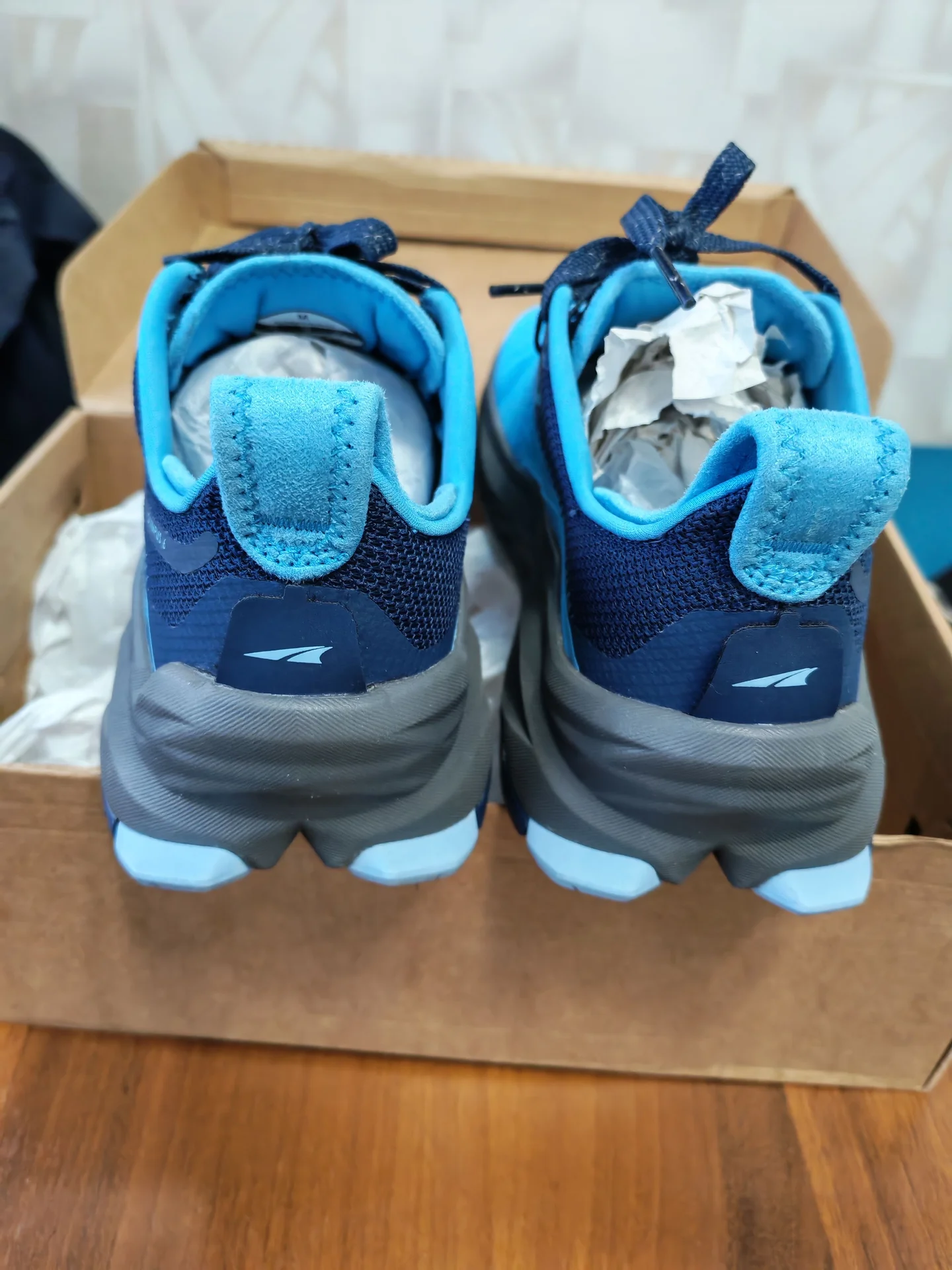 Altra Olympus 6 спортивные кроссовки. - миниатюра 3