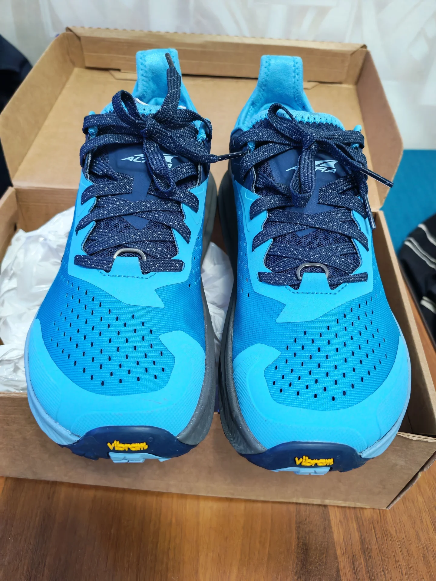 Altra Olympus 6 спортивные кроссовки. - миниатюра 4