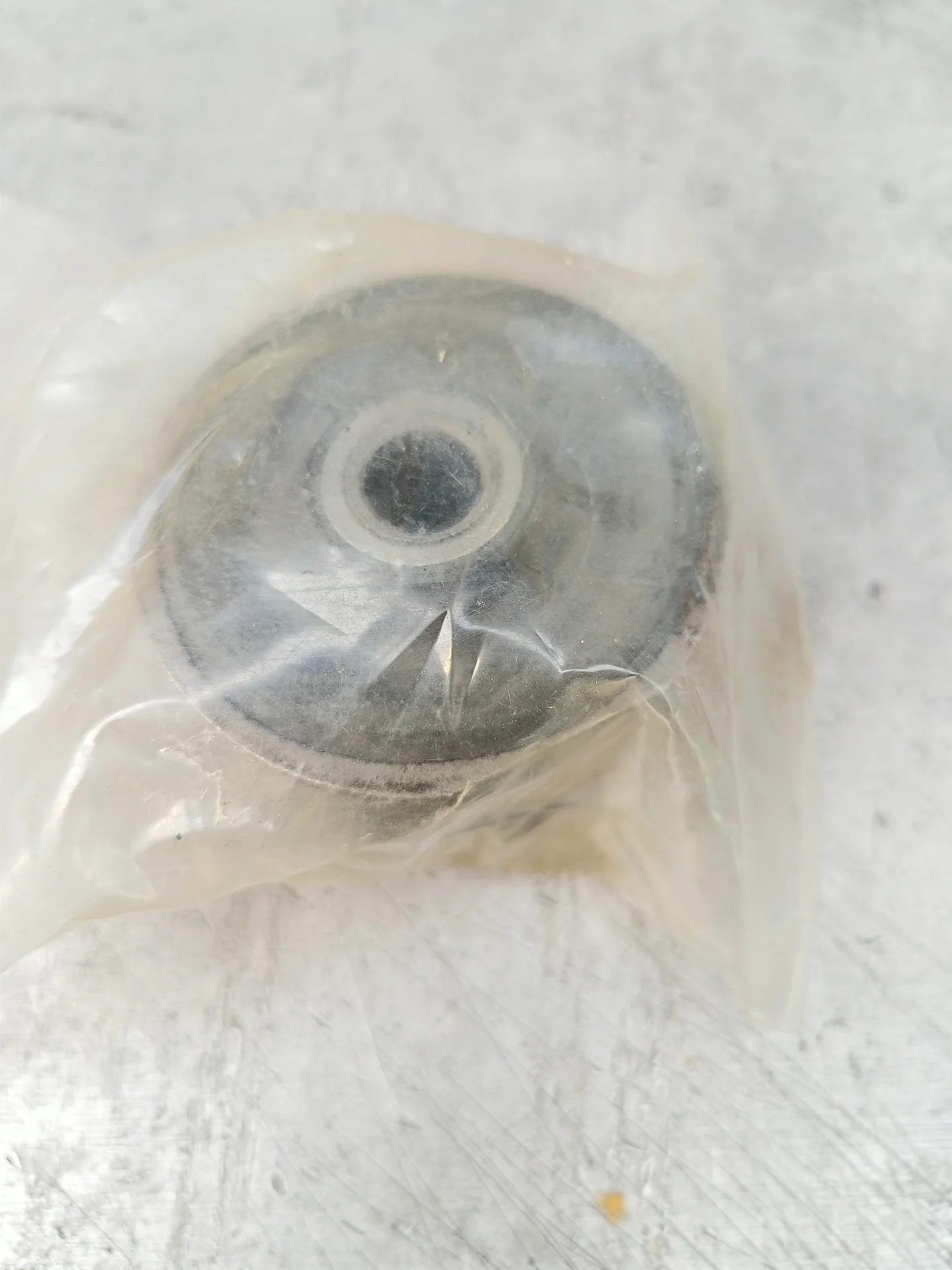 Сайлентблок переднего верхнего рычага подвески (Front Upper Control Arm Bushing). - миниатюра 4