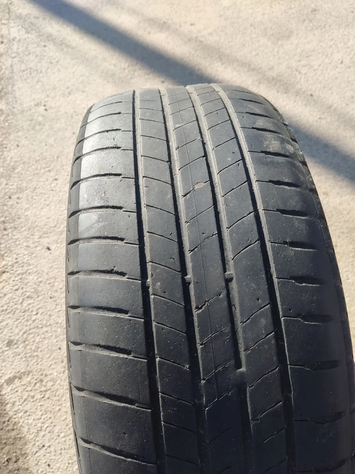 Летние шины Bridgestone Turanza t005 215 55 17 - изображение 1