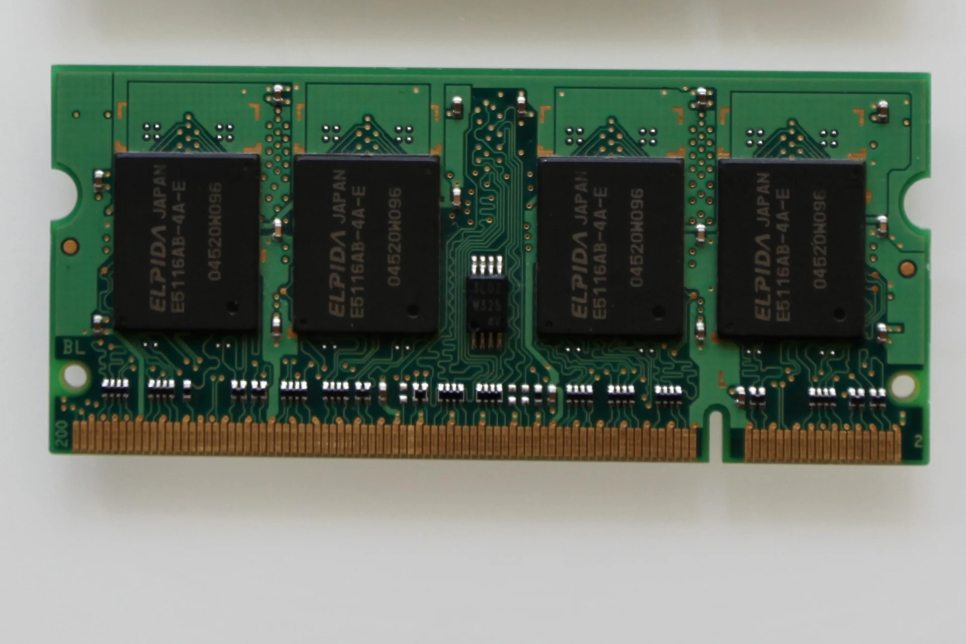 Оперативная память 512MB DDR2 SO-DIMM для ноутбука - миниатюра 3