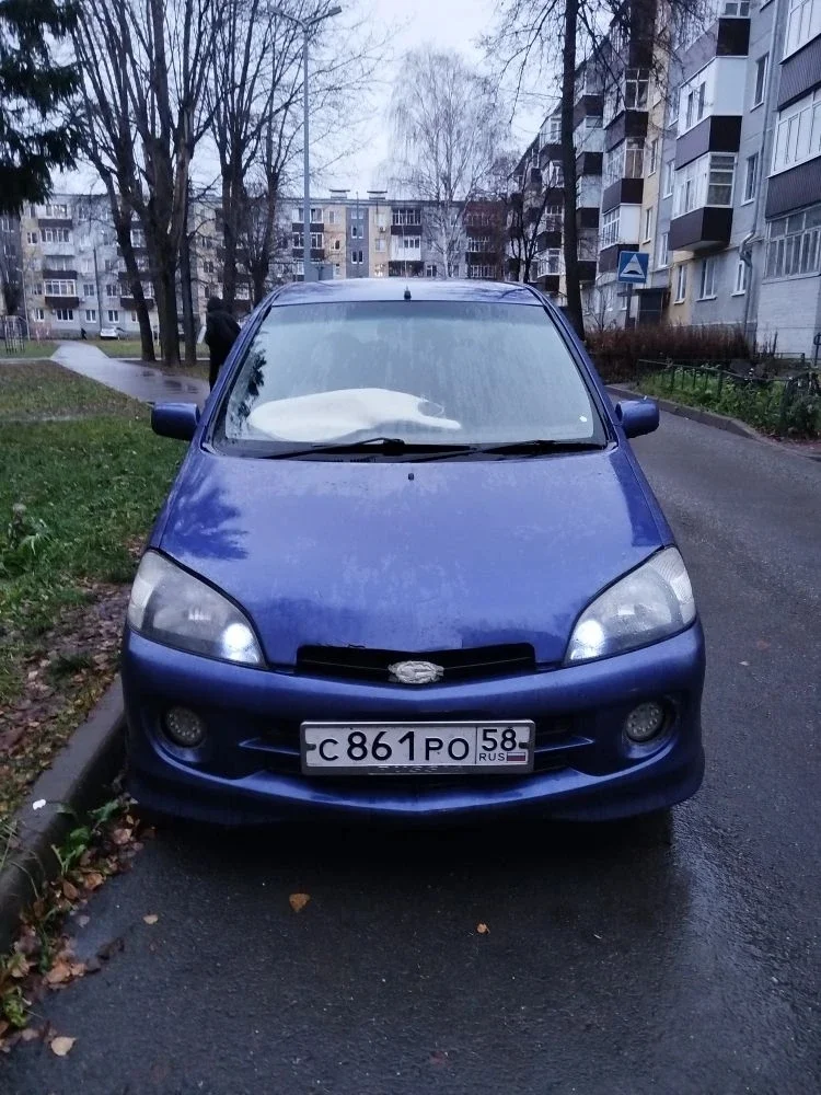 Daihatsu YRV 1.3 Parco S - изображение 1
