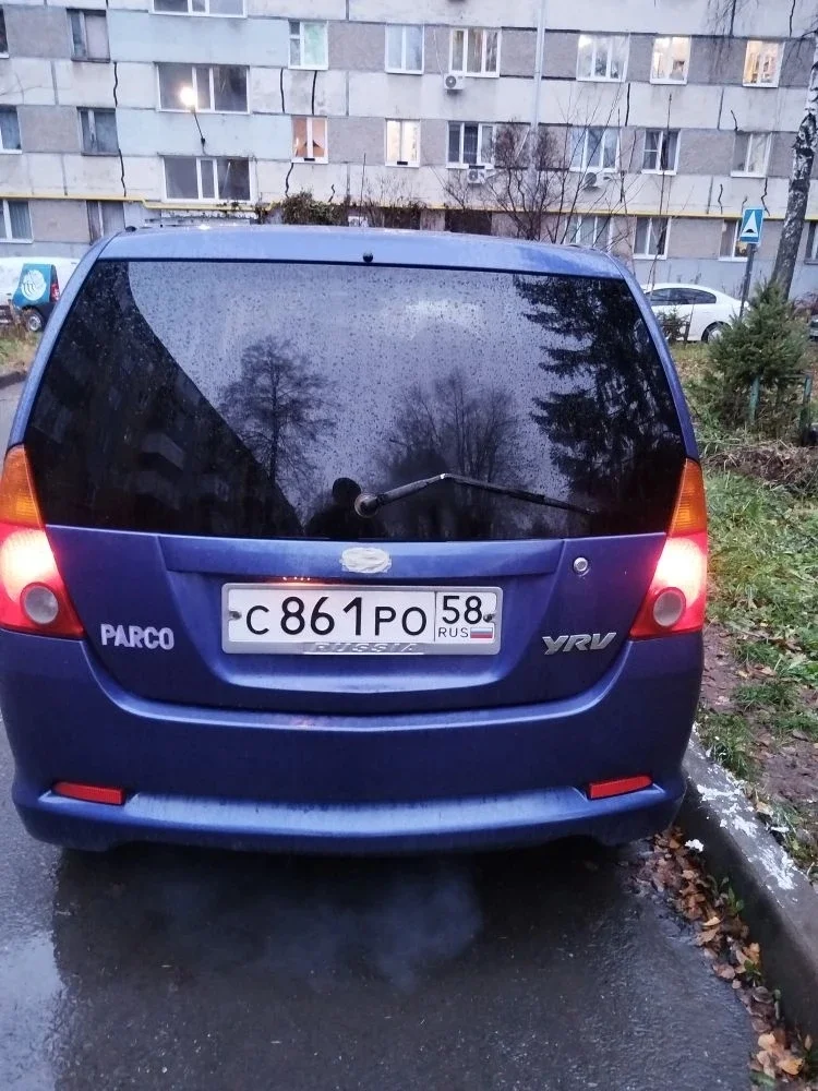 Daihatsu YRV 1.3 Parco S - миниатюра 5