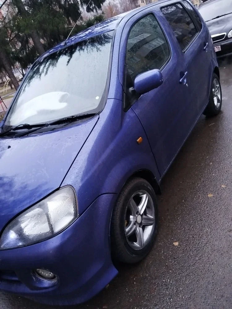 Daihatsu YRV 1.3 Parco S - миниатюра 8