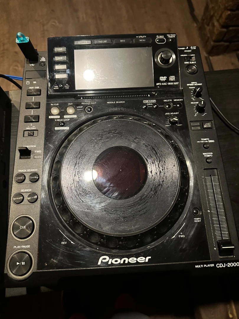 Проигрыватель Pioneer 2000 - миниатюра 3