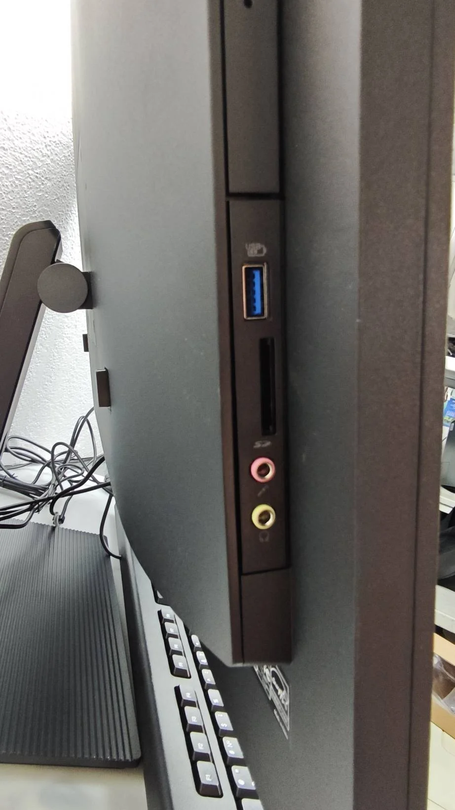 Моноблок Acer Veriton Z4820G 23,8" i5/8/500 новый - миниатюра 9