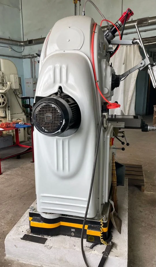 Станок вертикально-фрезерный stalex X5032A - миниатюра 4