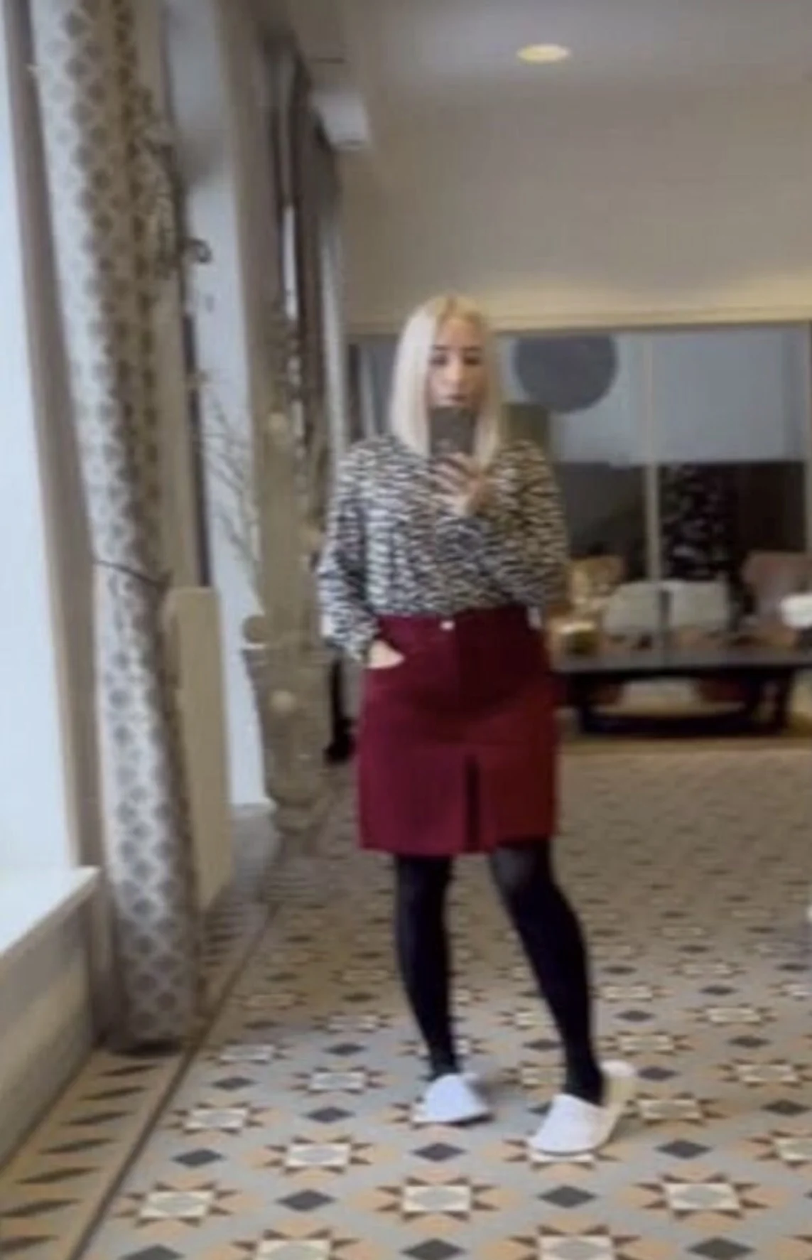 Юбка вельветовая бордо - миниатюра 2