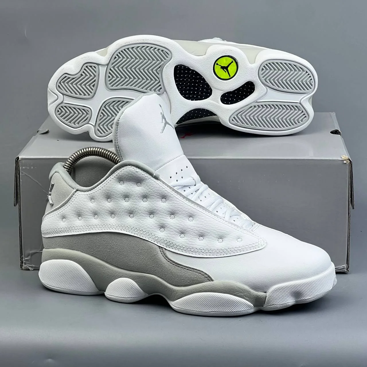 Кроссовки Nike air jordan 13 retro white - миниатюра 3