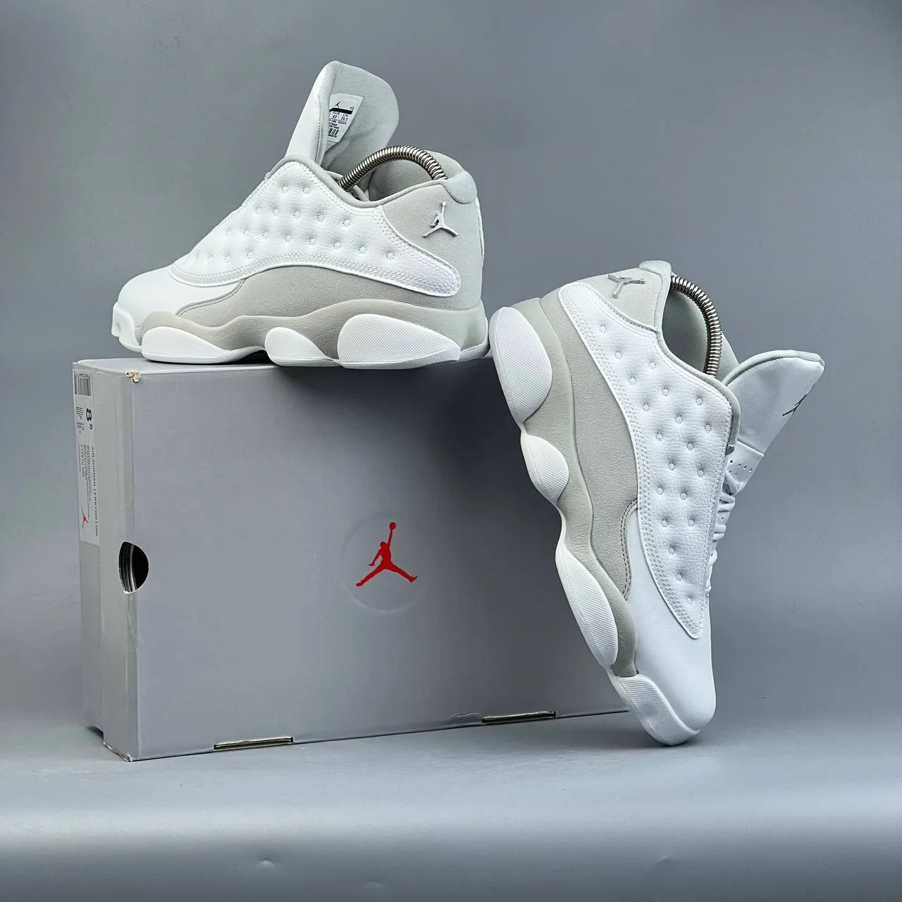 Кроссовки Nike air jordan 13 retro white - миниатюра 4