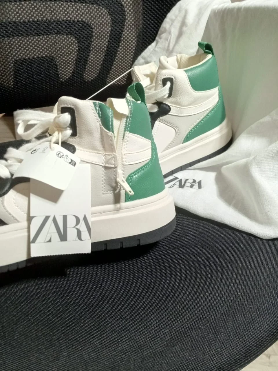 Кроссовки ZARA новые - миниатюра 2