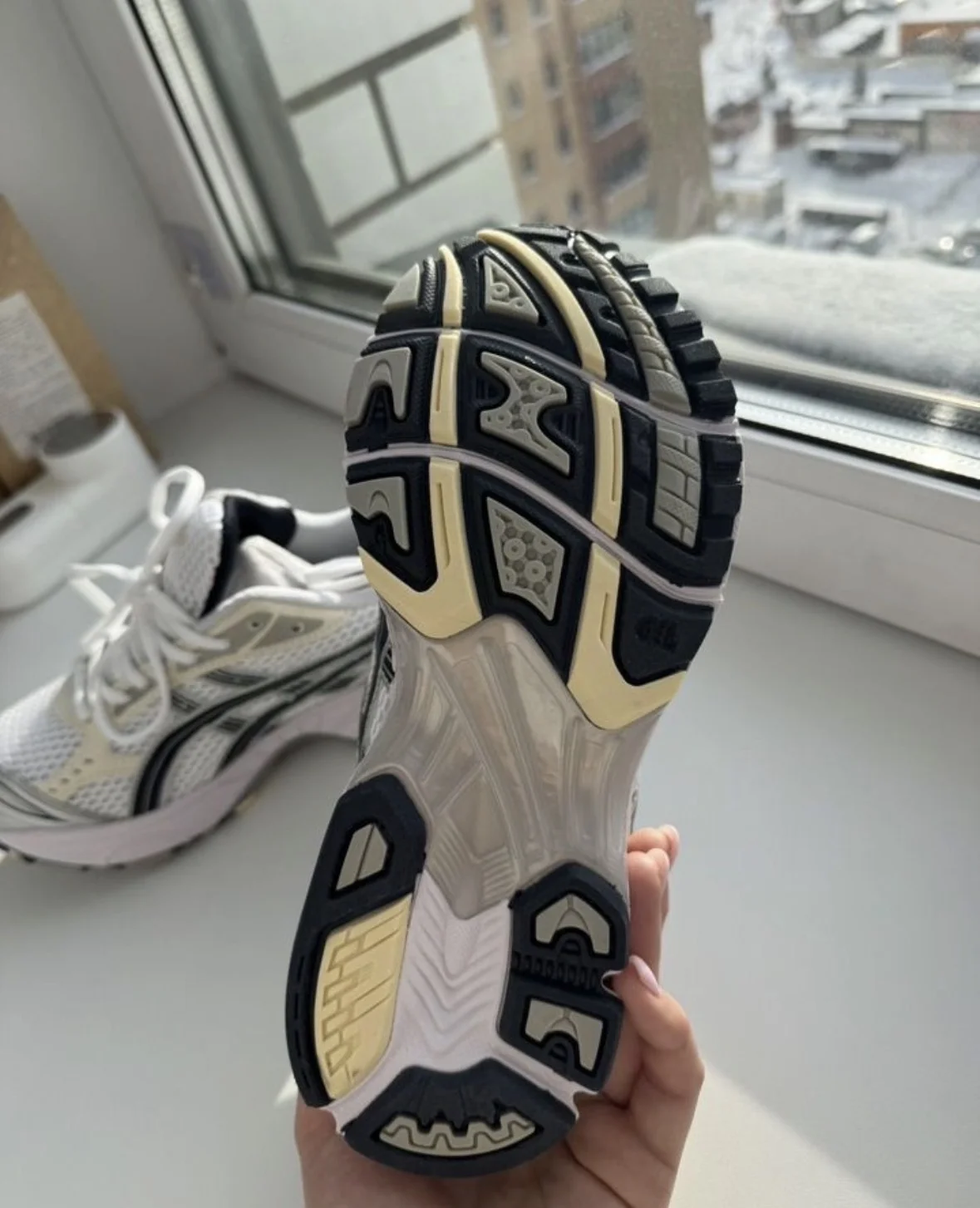 Кроссовки asics 38р - миниатюра 4