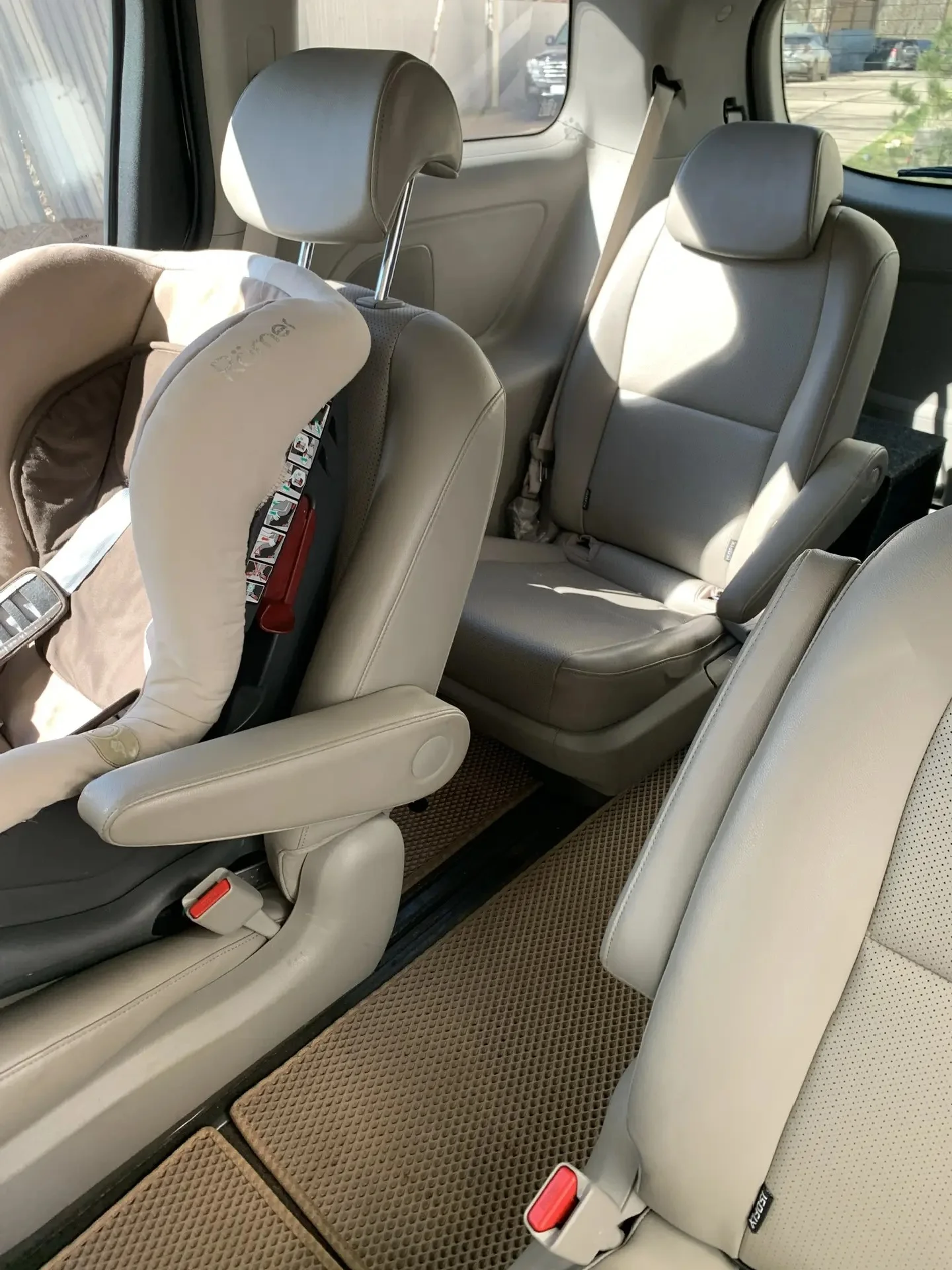 Kia Carnival III, 2018 - миниатюра 7