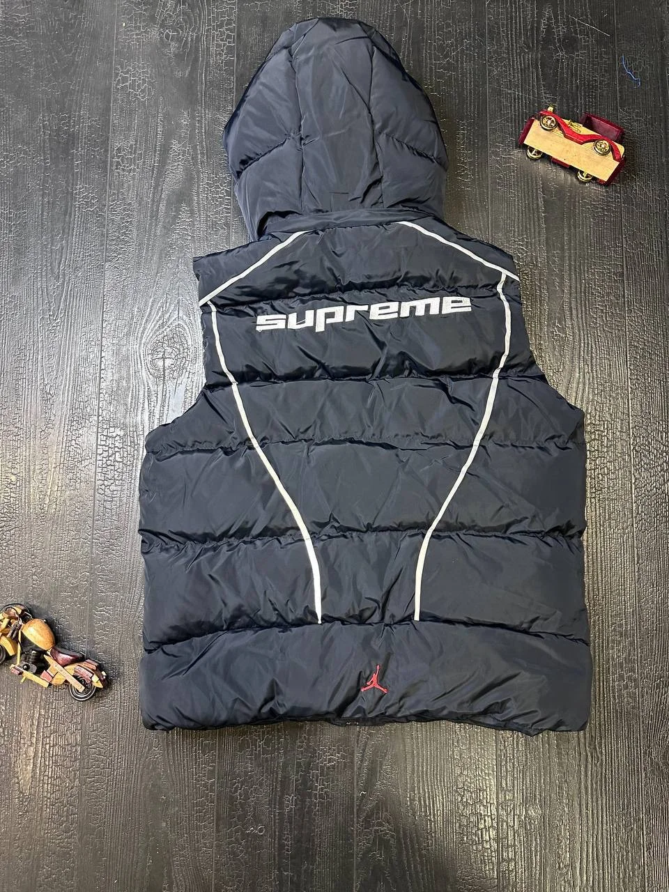Жилетка JORDAN&SUPREME - миниатюра 2