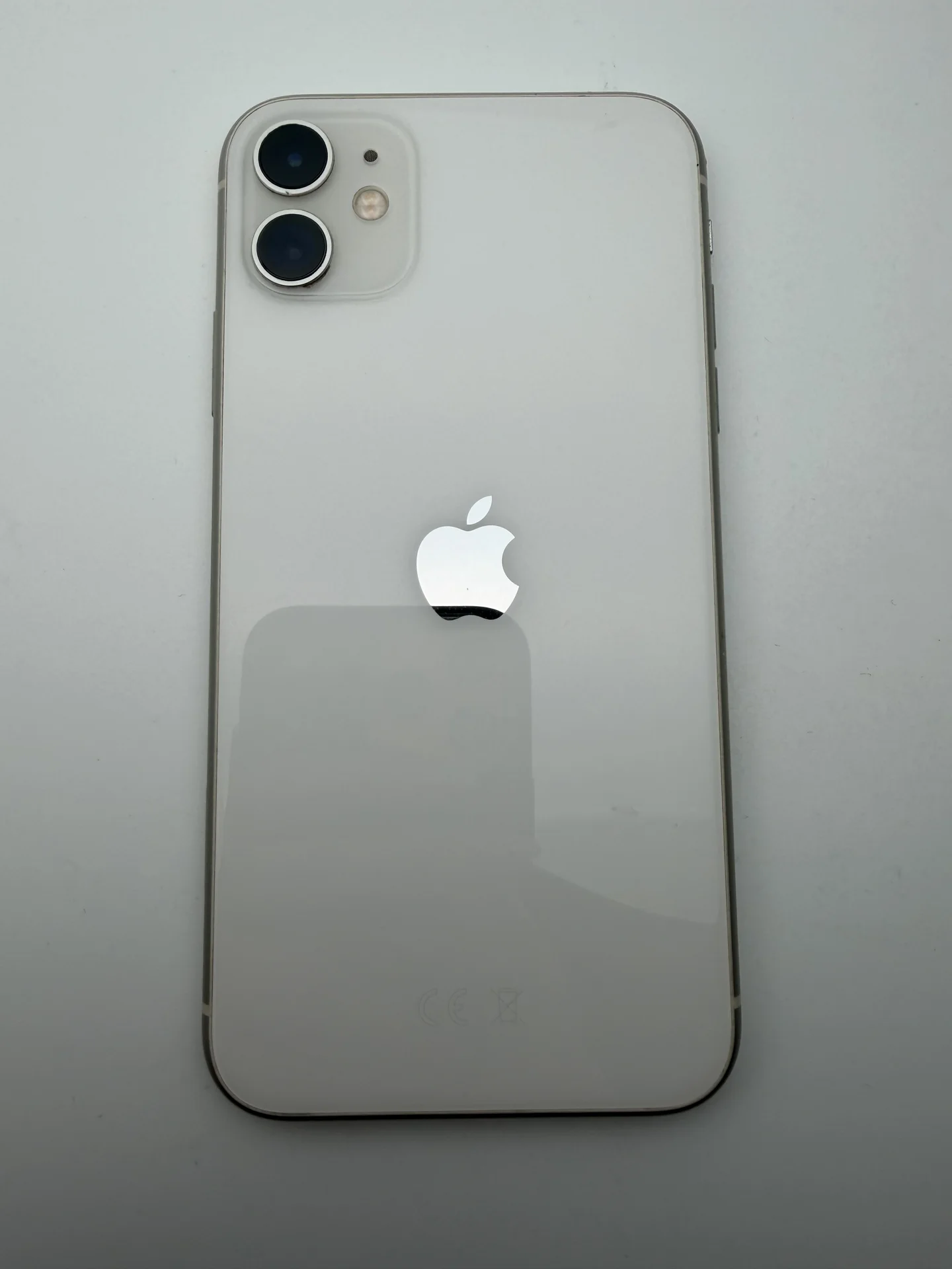 iPhone 11 - изображение 1