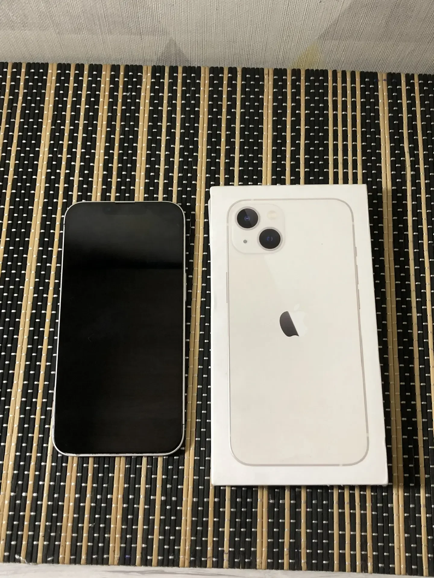 Iphone 13,128 Гб,Sim+eSim - изображение 1