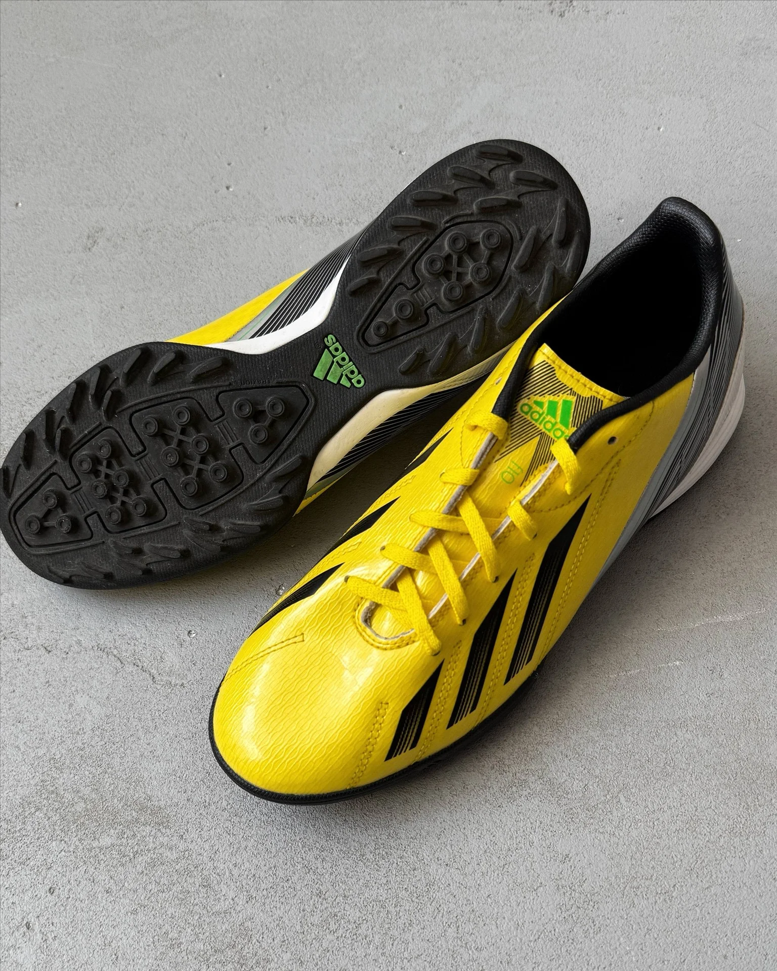 Adidas f10 - миниатюра 2