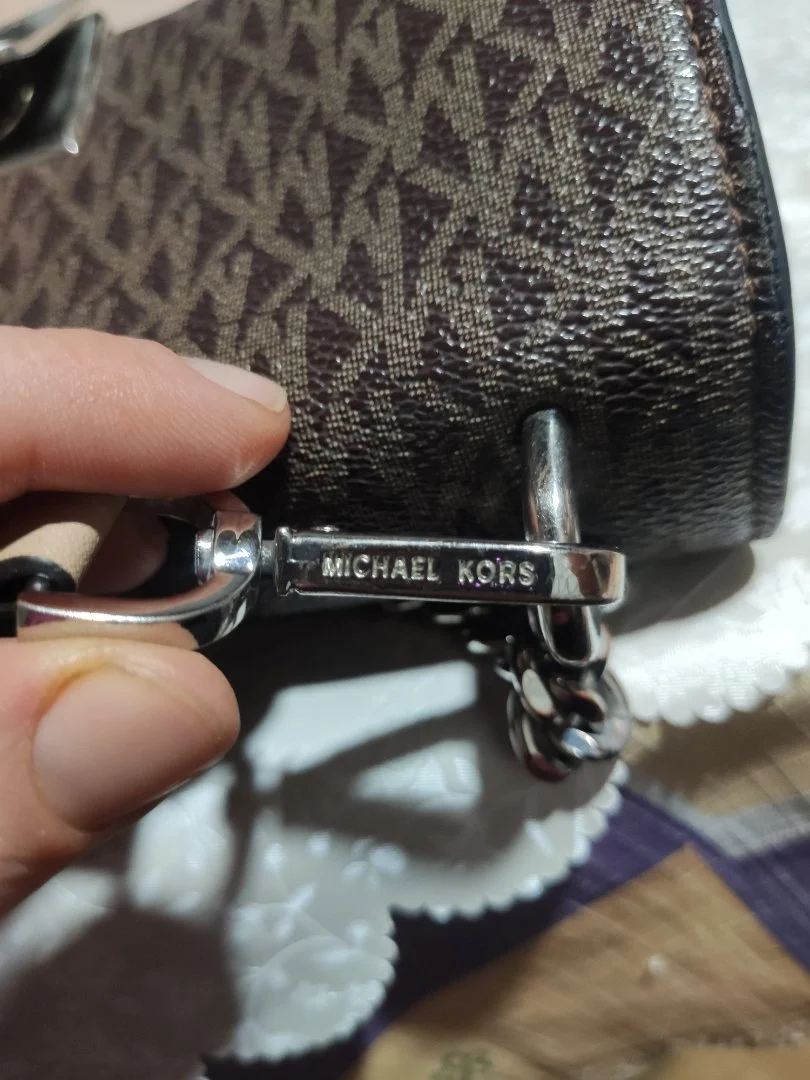 Michael Kors Lita Medium кросс боди - миниатюра 3