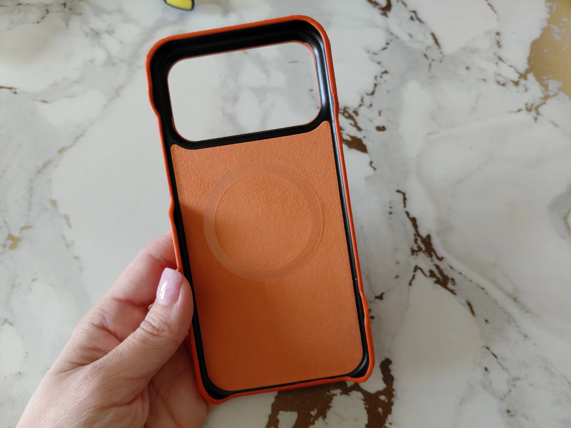 Чехол на Iphone 17pro max magsafe - миниатюра 3