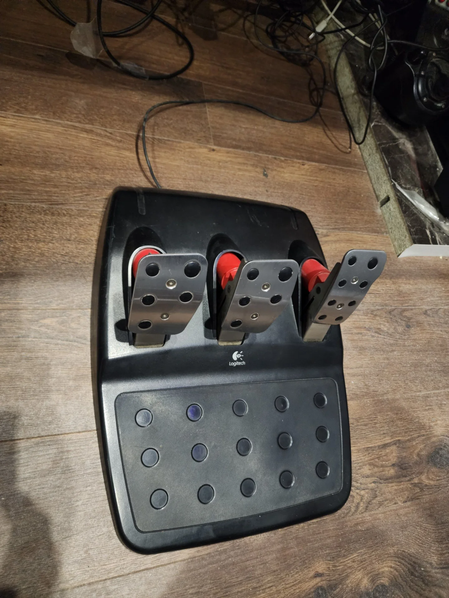 Logitech G27 руль + педали + коробка передач / For - миниатюра 10