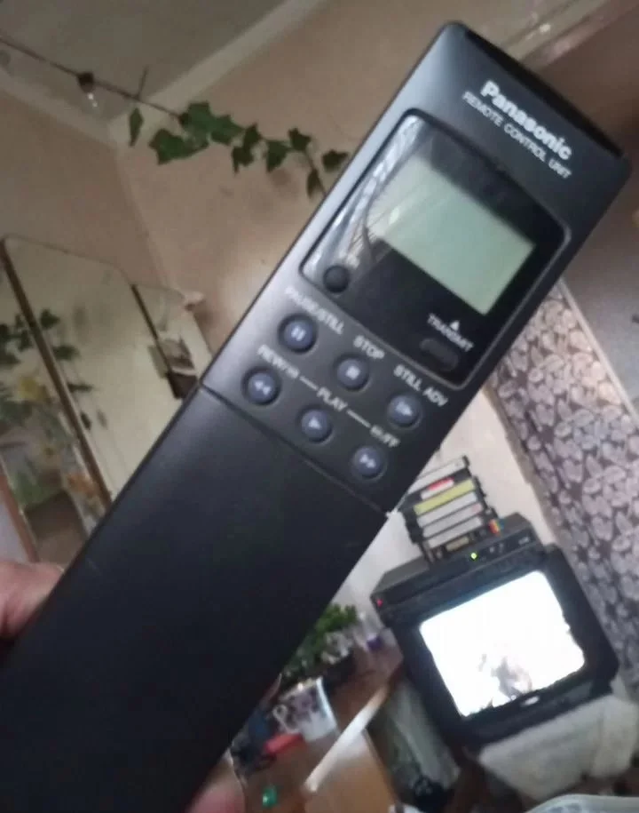 Panasonic J22 - миниатюра 2