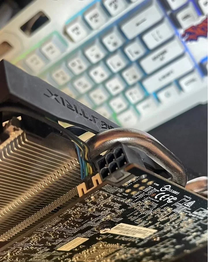 Asus Strix R7 270. АРТЕФАКТЫ - миниатюра 5