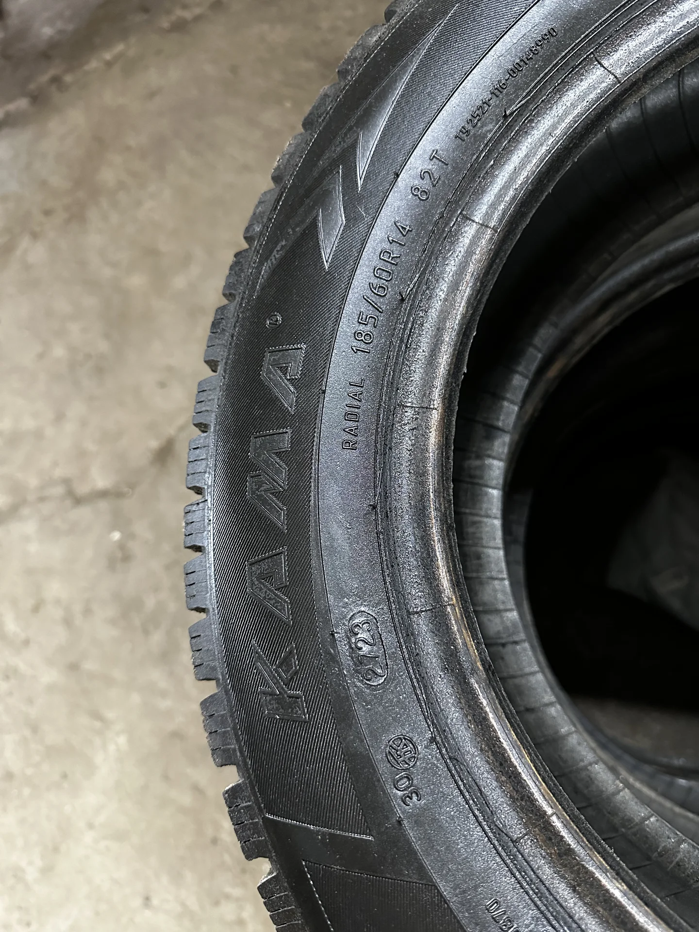 шины зимние R14 185/60 - миниатюра 3