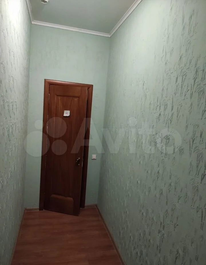 Коттедж 842 м² на участке 8,2 сот. - миниатюра 9