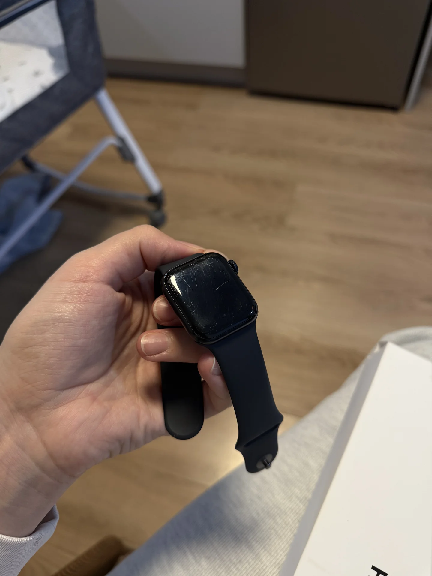 Apple Watch SE 40 mm midnight - миниатюра 4