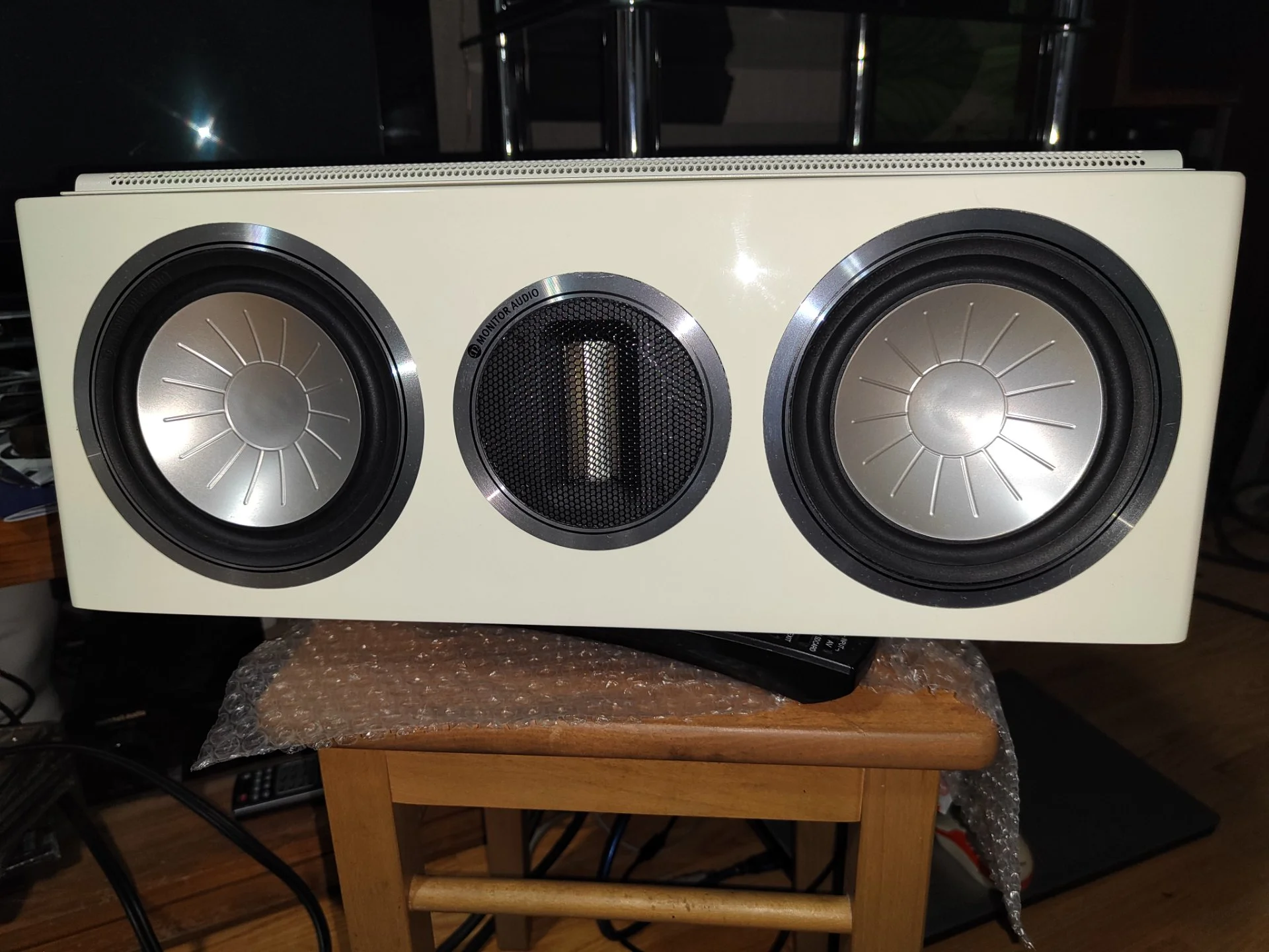 Центральный канал monitor audio gold gxc 150