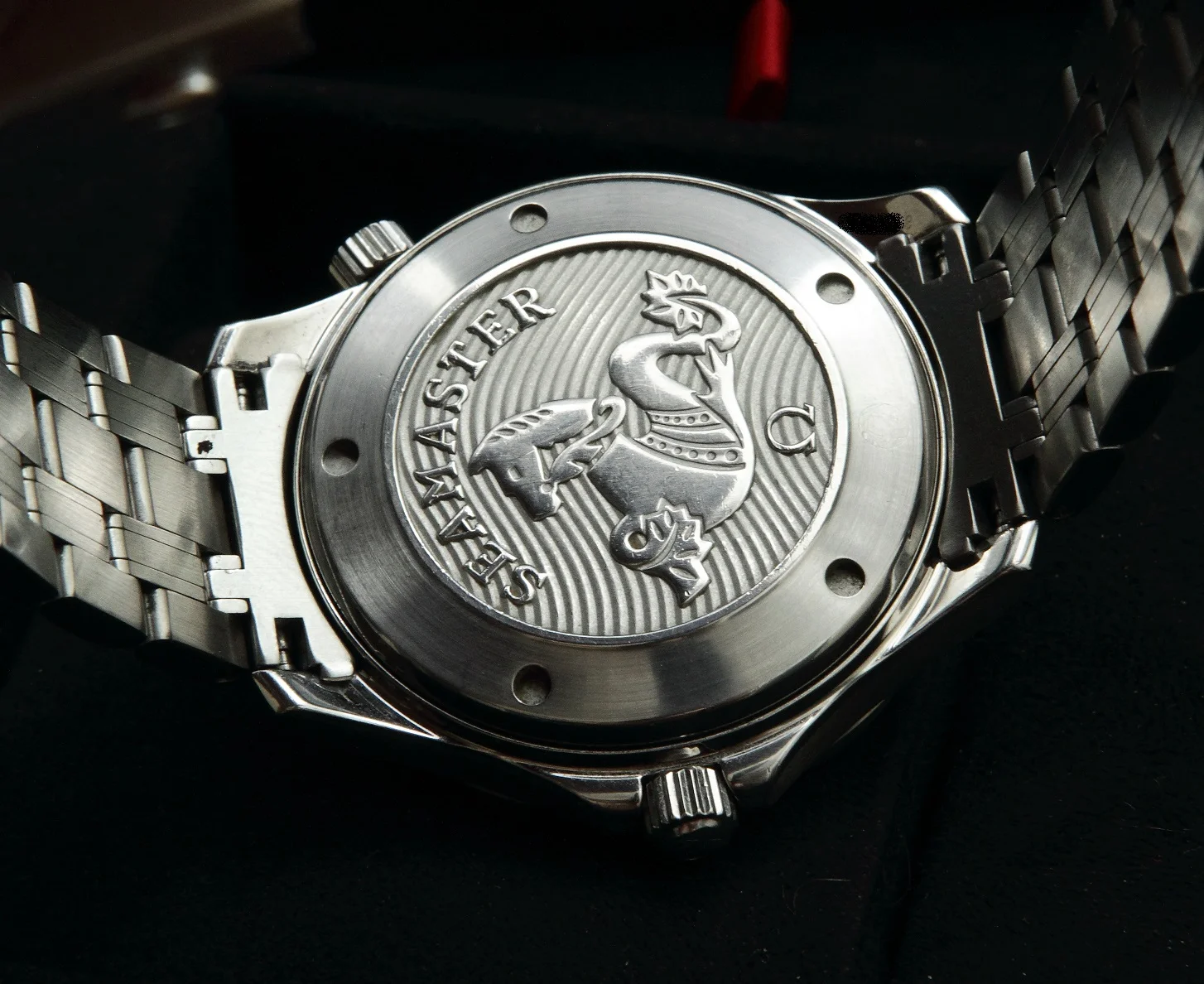 Часы Omega Seamaster 21230412001003 - миниатюра 7
